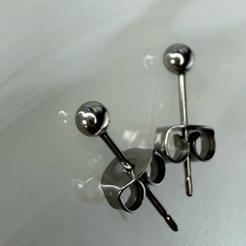Titanium Ball Stud Earrings 3mm